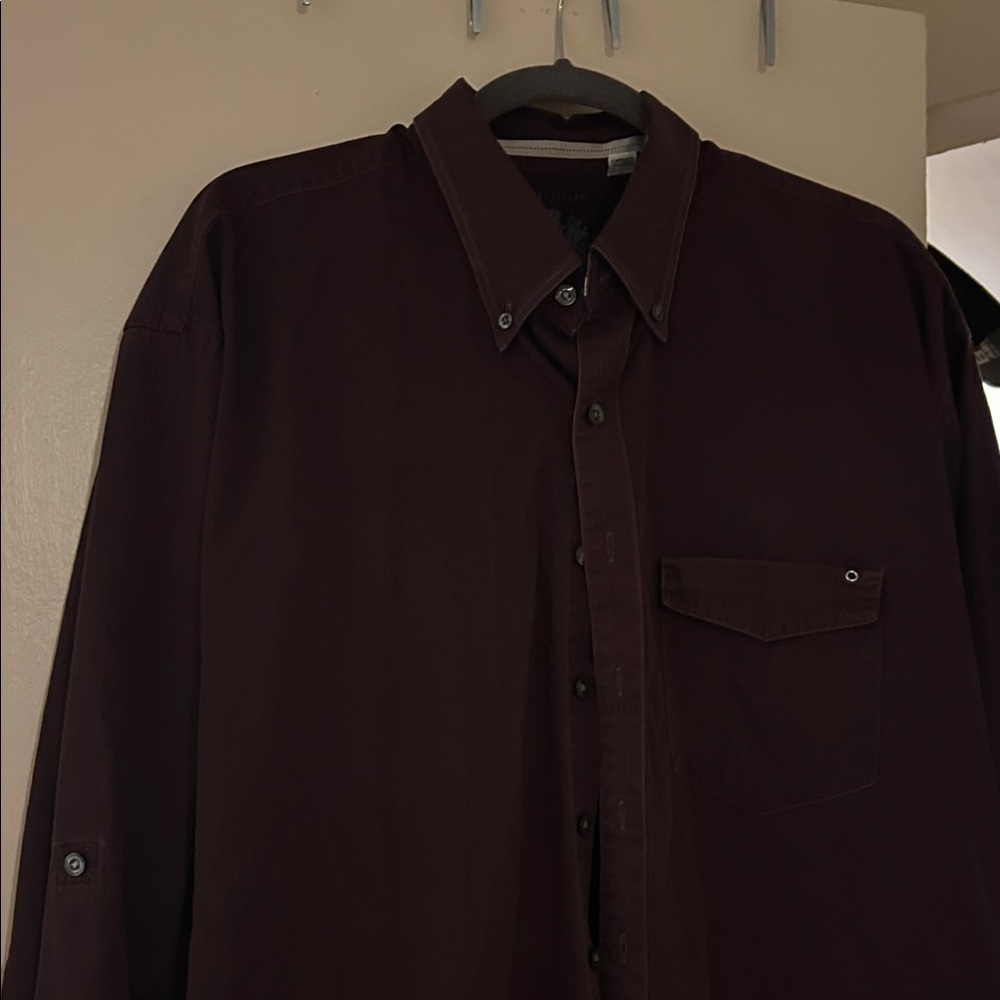 Cutter & Buck Men's Burgandy Casual Button Down Shirt
